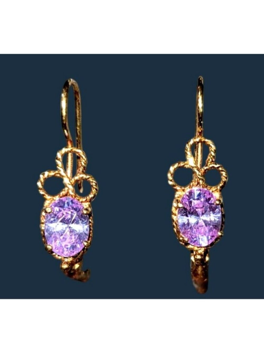 Vintage Yellow Gold Dangle Earrings Oval Lilac Amethyst Stone Filigree Design